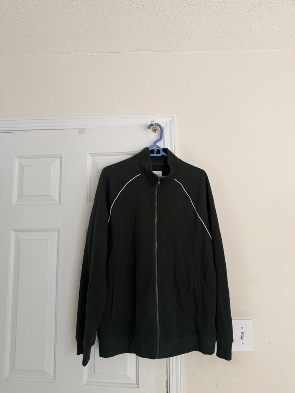 Goodfellow & Co Black Full-Zip Sweater Jacket with White Piping